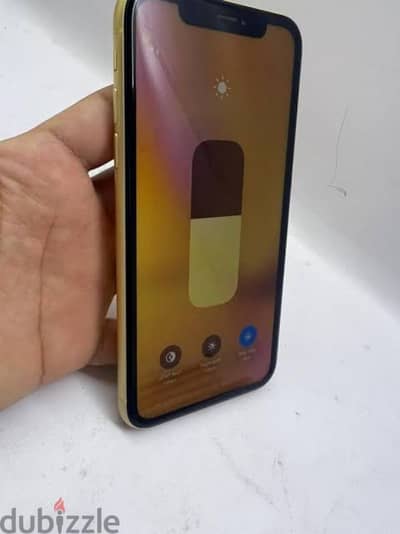 ايفون xr