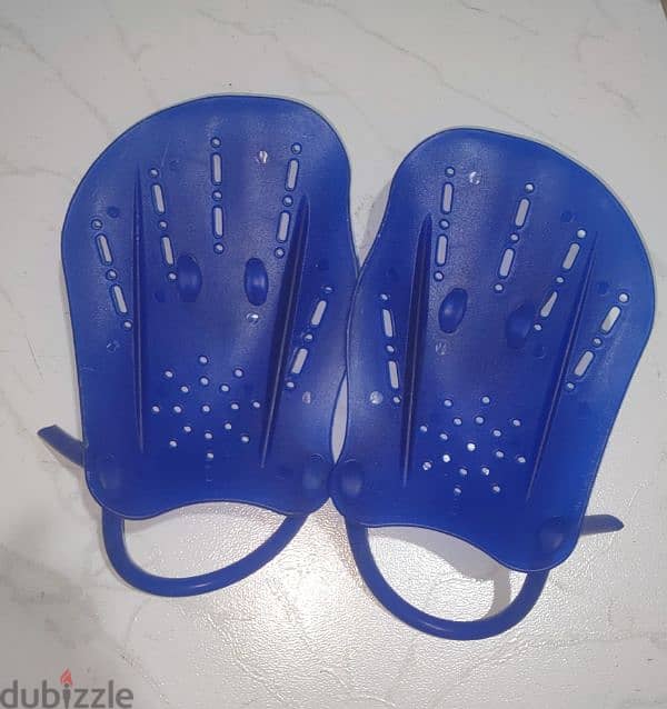 swimming hand paddles 1