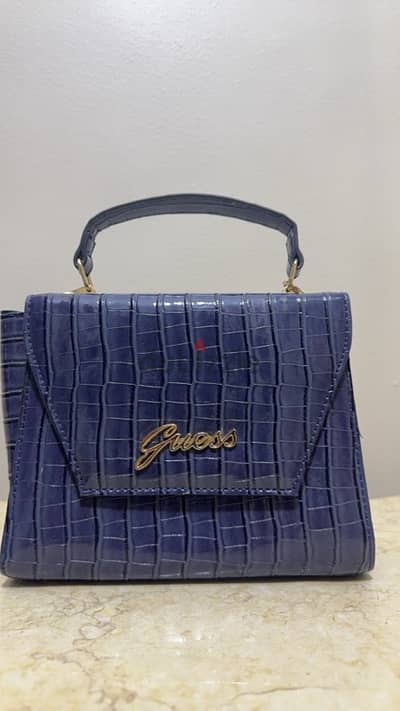 GUESS purse