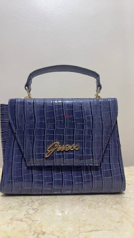 GUESS purse 0