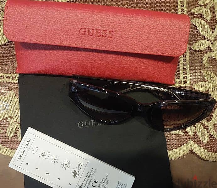 نظاره Guess وارد انجلترا 2