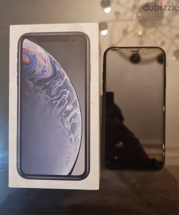 IPhone XR شبه جديد 3