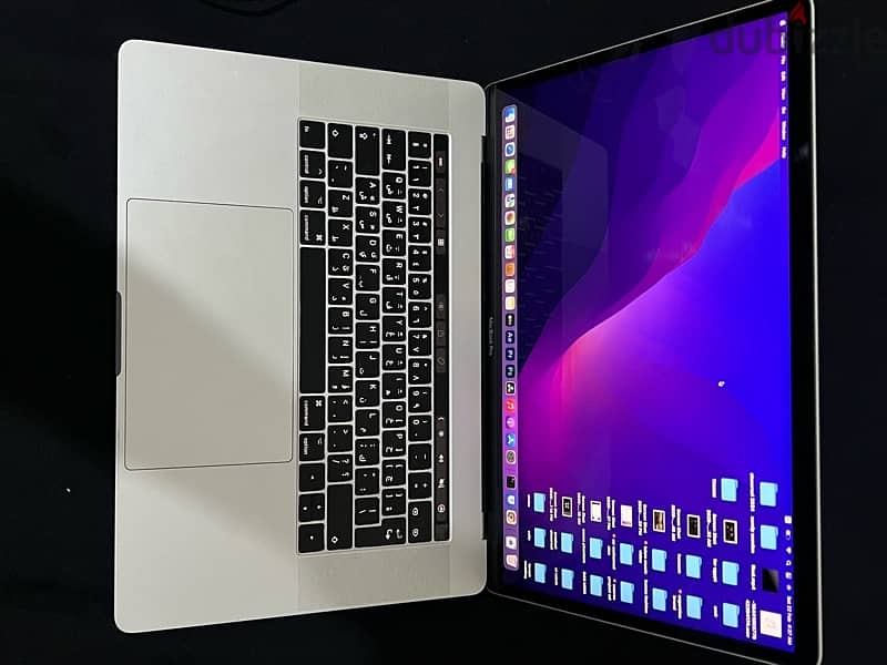 MacBook Pro core i7 15inch,2017 6