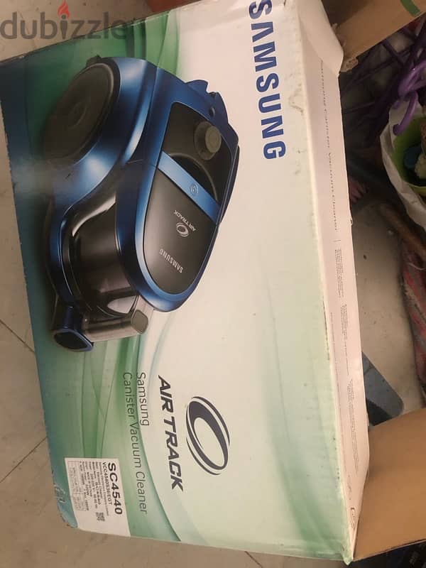 ‏Samsung VCC4540S36 Vacuum Cleaner - 1800 Watt - Blue مكنسة كهربا 1