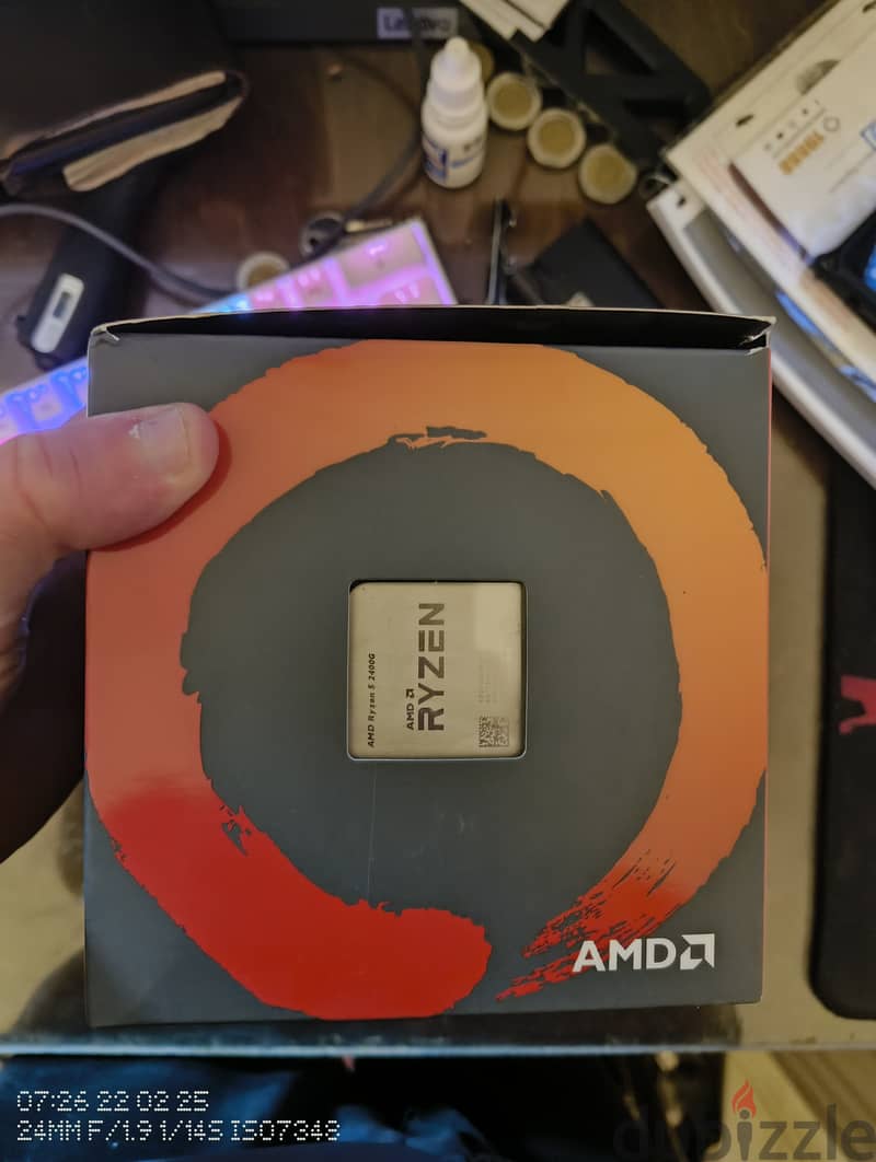 Ryzen 5 2400g with Integrated Graphic card بروسيسور 1