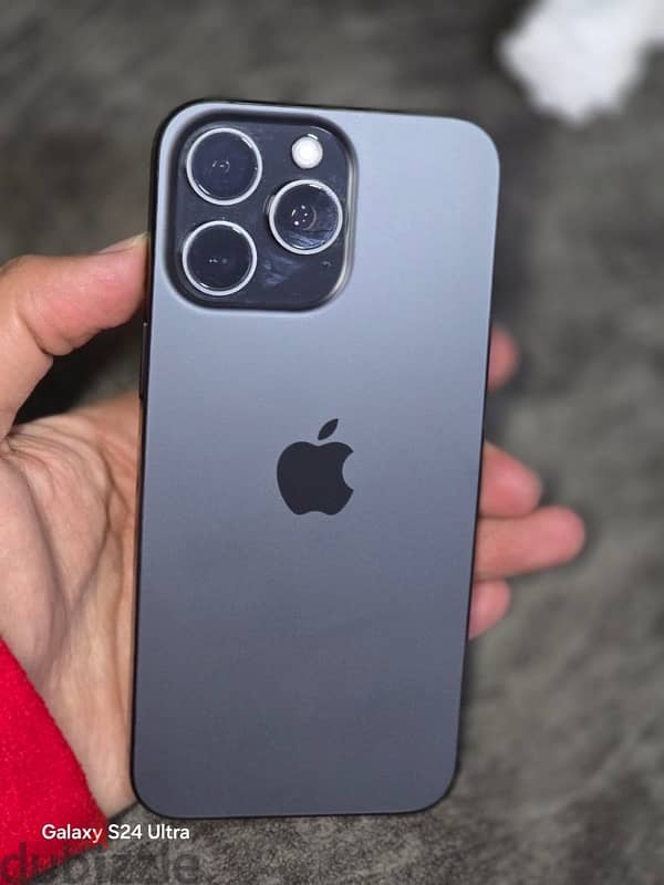 iphone 15 pro max للبيع او للبدل 1