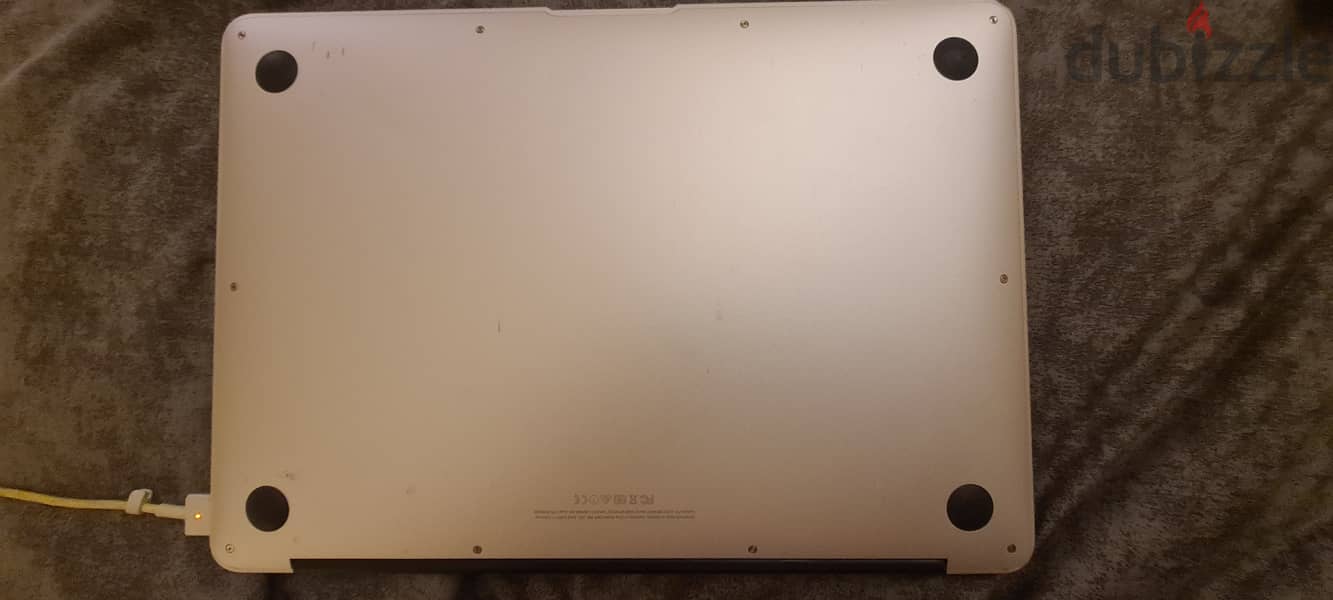 Macbook Air 2015 i5 8GB Ram SSD128GB 5