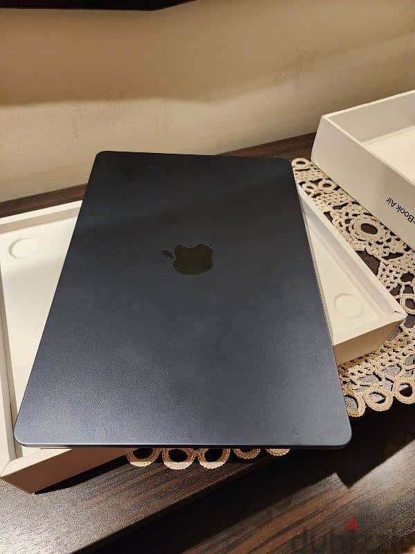 Macbook air m2 4