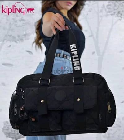 شنطة Kipling كيبتونيه خامه ممتازه تقيله ومحمله اخر قطعة