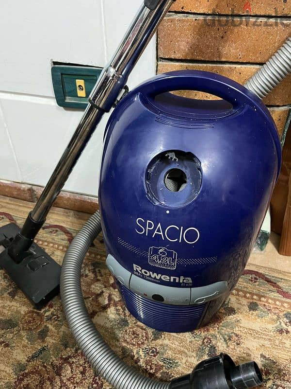 مكنسة روينتا فرنساوي ١٣٠٠ واط- Rowenta vaccum cleaner 1300 W 1