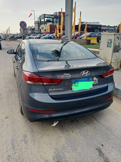 Hyundai Elantra 2017