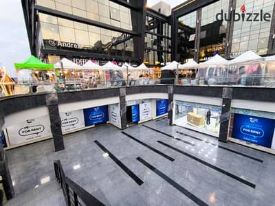 Commercial shop for sale, immediate delivery, rented for 51,500 per month, in the most famous mall in El Shorouk, TOWN CENTER