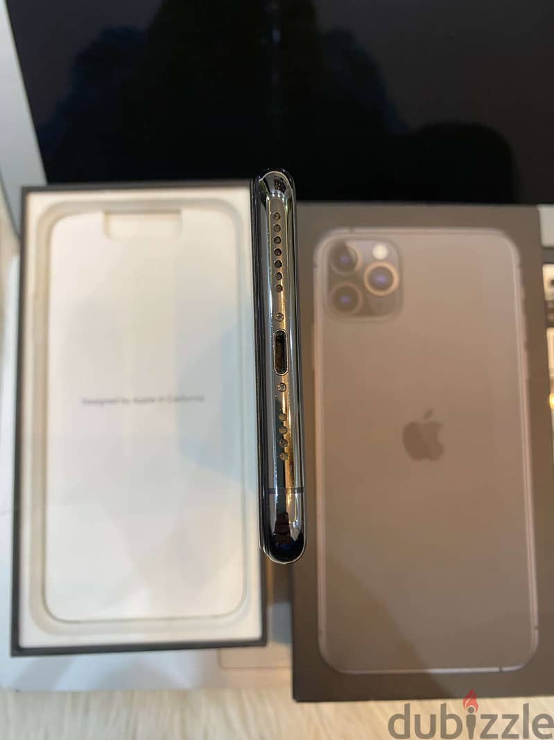 IPhone 11 Pro Max للبيع او البدل 6