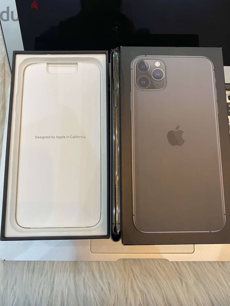 IPhone 11 Pro Max للبيع او البدل 8