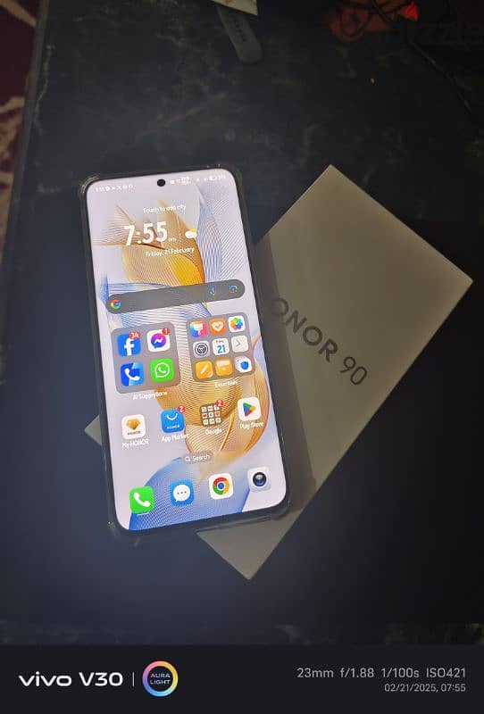 honor 90 5g حالة ممتازة كرتونة كاملة 1