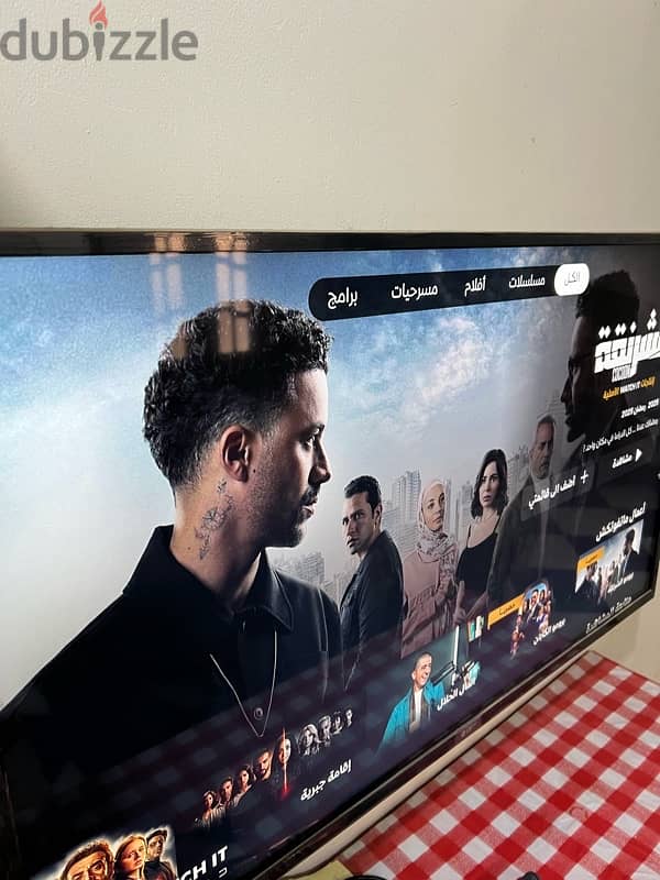 LG 43 4k UHD Smart 1