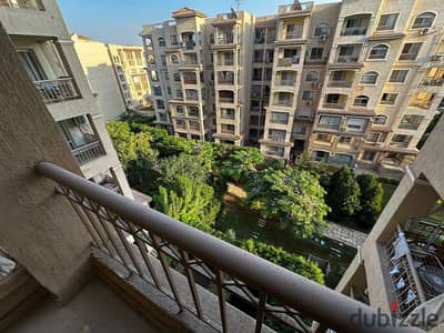 Apartment for sale in cash in the best and most prestigious stages of Madinaty B3, an area of 107 meters, a fabulous view of Park and Garden