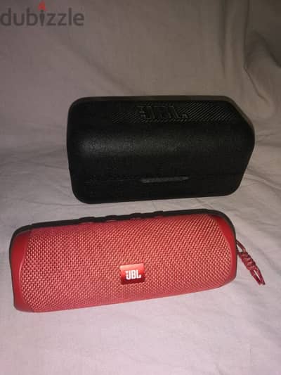 JPL Flip 5 waterproof portable speaker