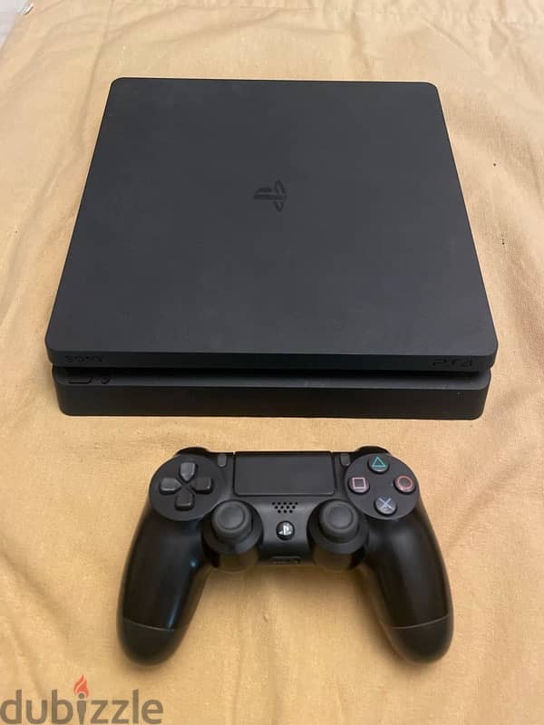 PS4 Slim 1TB used like new كالجديد 1