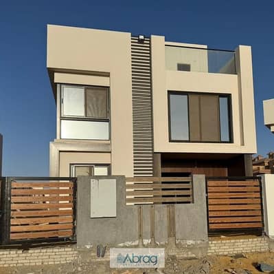 Villa for sale with a distinctive view in Moon Hills 4 Compound, receipt for 18 months, with a down payment of only 495 thousand