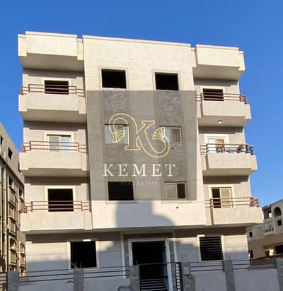 A 195 sqm duplex apartment with double facade, located on a street and garden, near Katameya Dunes. The building is already inhabited, ready for immed