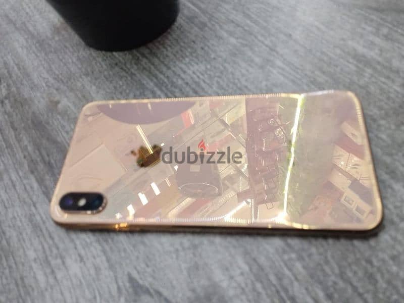 Apple iPhone XS Max for sale 2