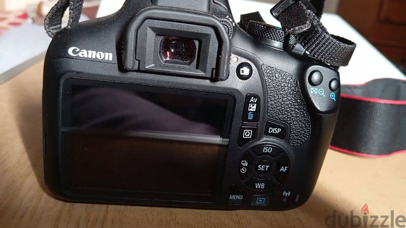 Canon 2000D 1