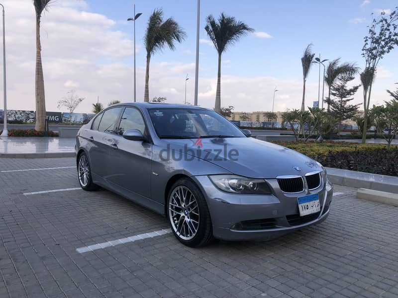 BMW 320 2006 E90 0