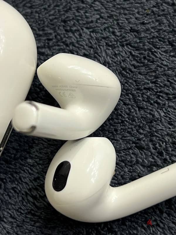 ابل اير بودز برو الجيل الثاني تايب سي - Apple AirPods Pro 3nd type C 1