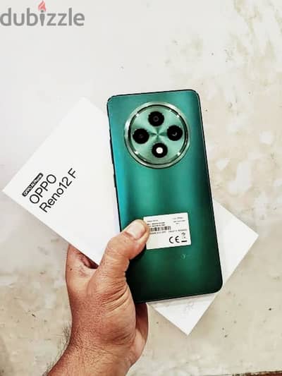 oppo reno 12f 4g 256/8 بحالة ممتازة