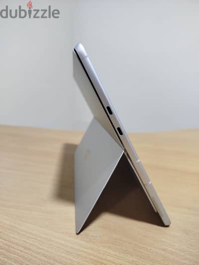 Microsoft surface pro 11 2077