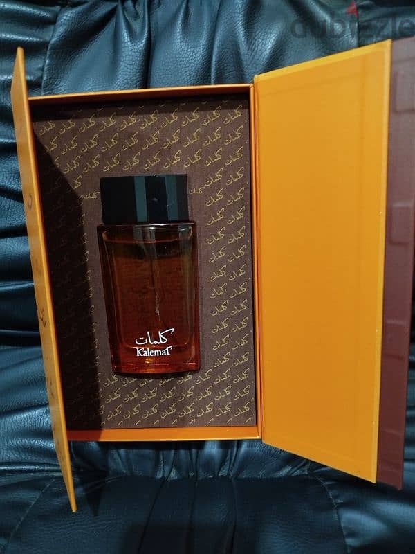 عطر كلمات من العربية للعود 4