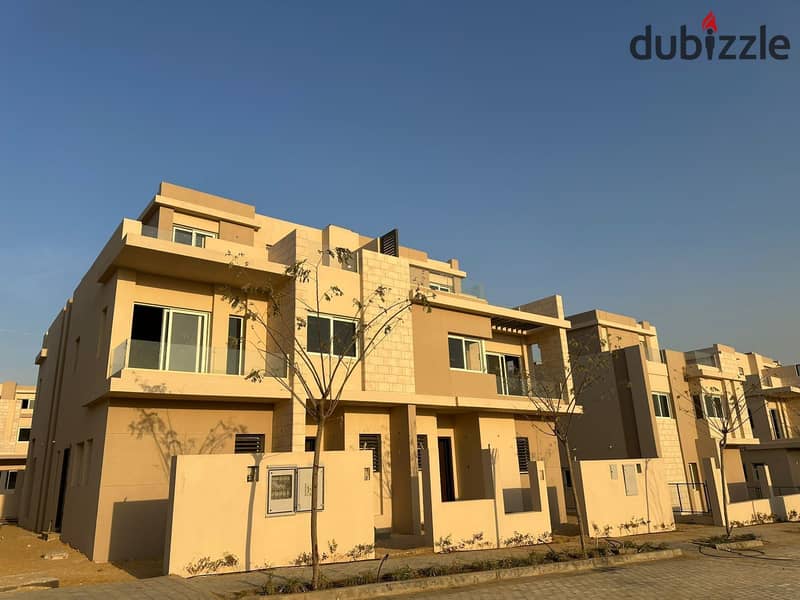 Immediate delivery of a twin house from HYDE PARK, near New Giza and Palm Hills. 0