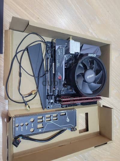 Ryzen 5 3600 + ROG Strix B450-i Gaming + 16gb ram + PSU