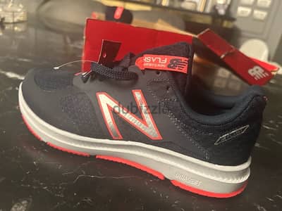 New Balance Orginal not used from uae / نيو بالانس اصلي وارد الامارات