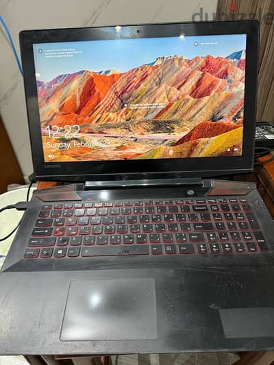 lenovo Y700 Gaming laptop