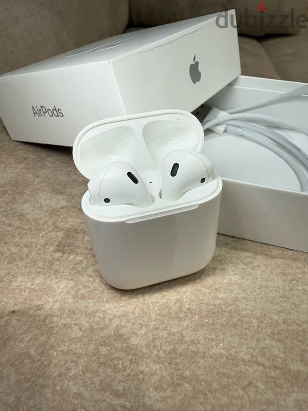 AirPods (2nd generation) 0