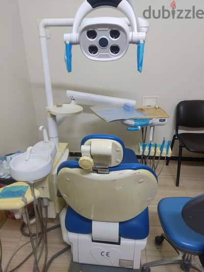 dental unit Rosonكرسي اسنان روسون فيه سكيلر بيلد ان ولايت كيور