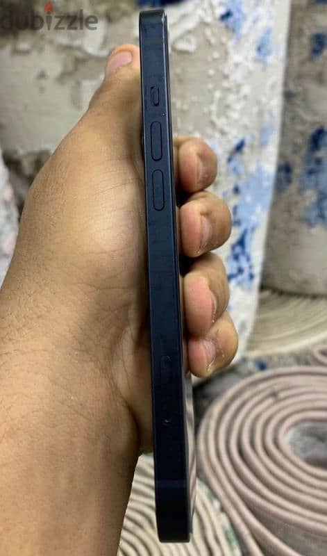 Iphone 13   128G.     السعر 17500 3