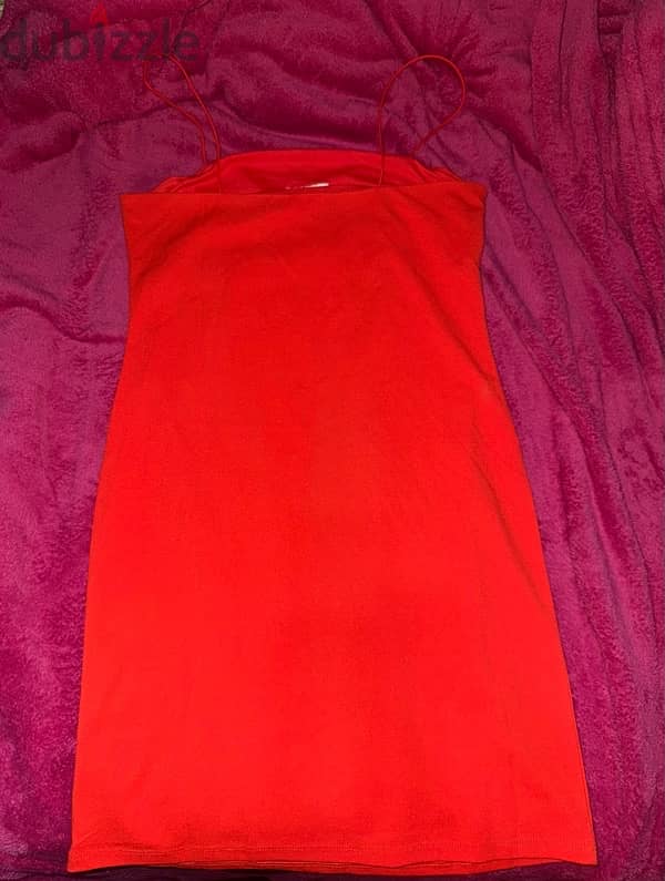 An H&M red dress 1