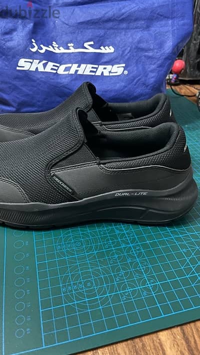 SKECHERS Equalizer 5.0 Slip-On Shoes size 42 original -اصلى