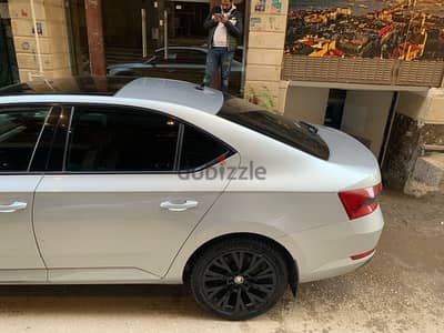 Skoda Superb 2022