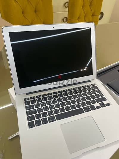 Mac book air 13 -inch