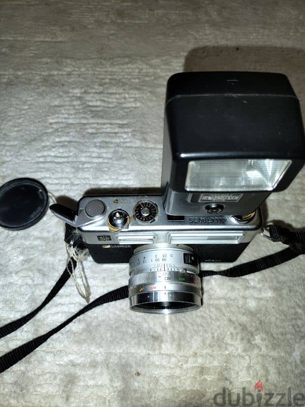 Vintage Yashica Electro 35 GSN/GTN Camerawith Accessories – Excellent 2