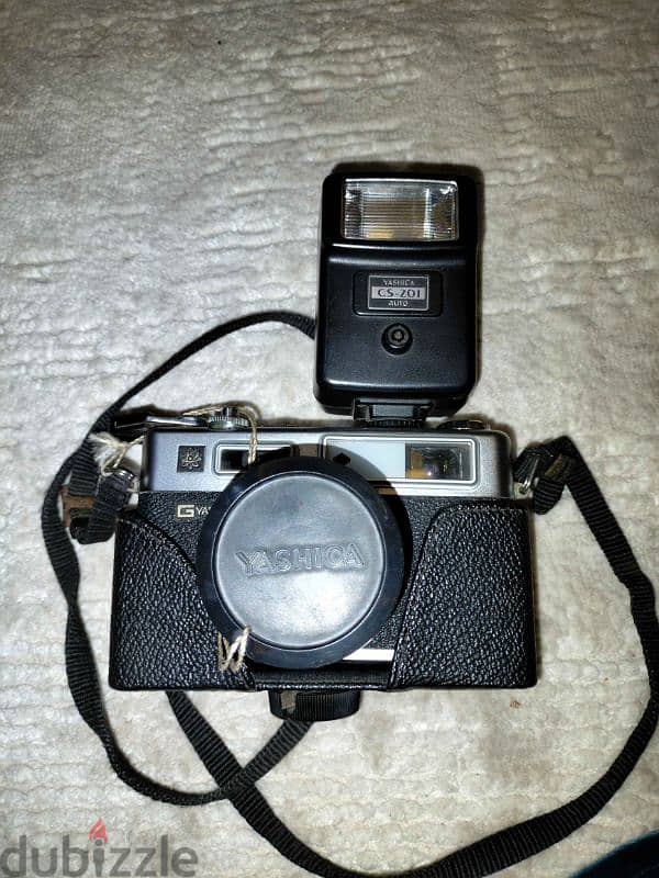 Vintage Yashica Electro 35 GSN/GTN Camerawith Accessories – Excellent 5