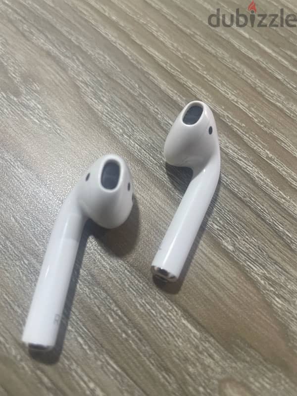 AirPods 2nd Gen 3