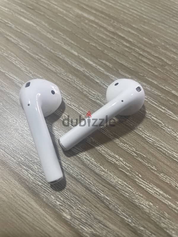 AirPods 2nd Gen 4