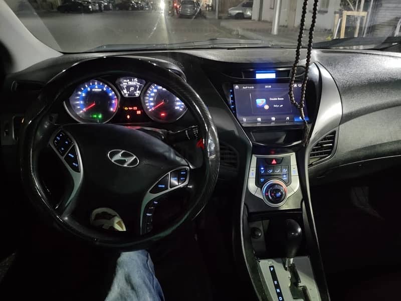 Hyundai Elantra 2012 0