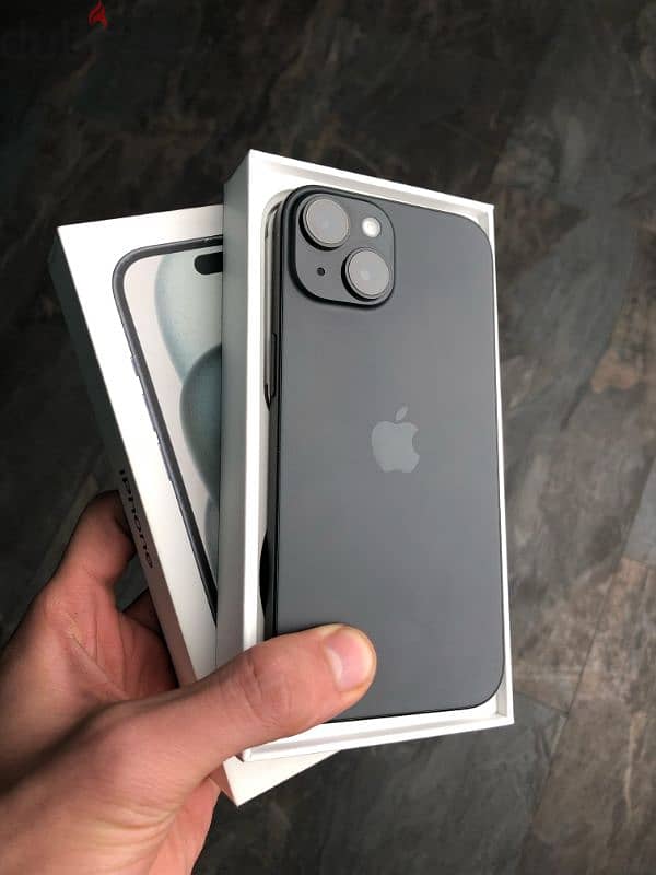 للبيع iPhone 15 معفي ضريبه 1