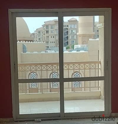 For rent in Madinaty, a new law apartment  100 meters, third floor  In the first phases b3  Directly in front of the mosque and services  Steps to Tha